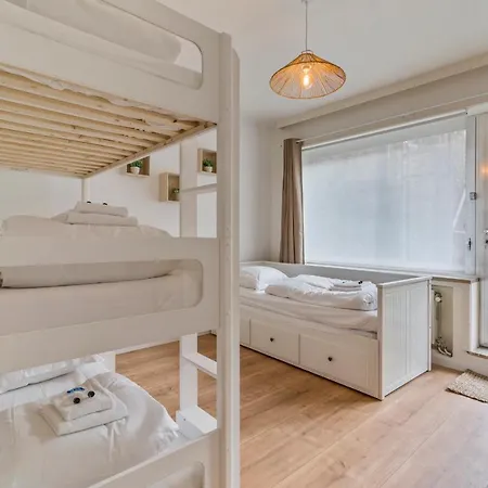 Ruim En Warm In De Winkelstraat * Остенде